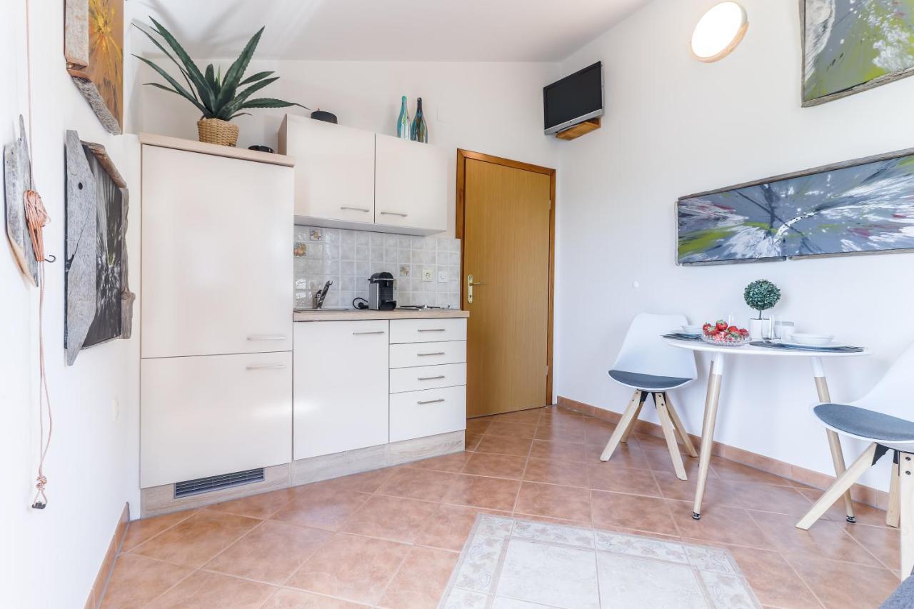 4 You Apartments Mugeba Екстериор снимка
